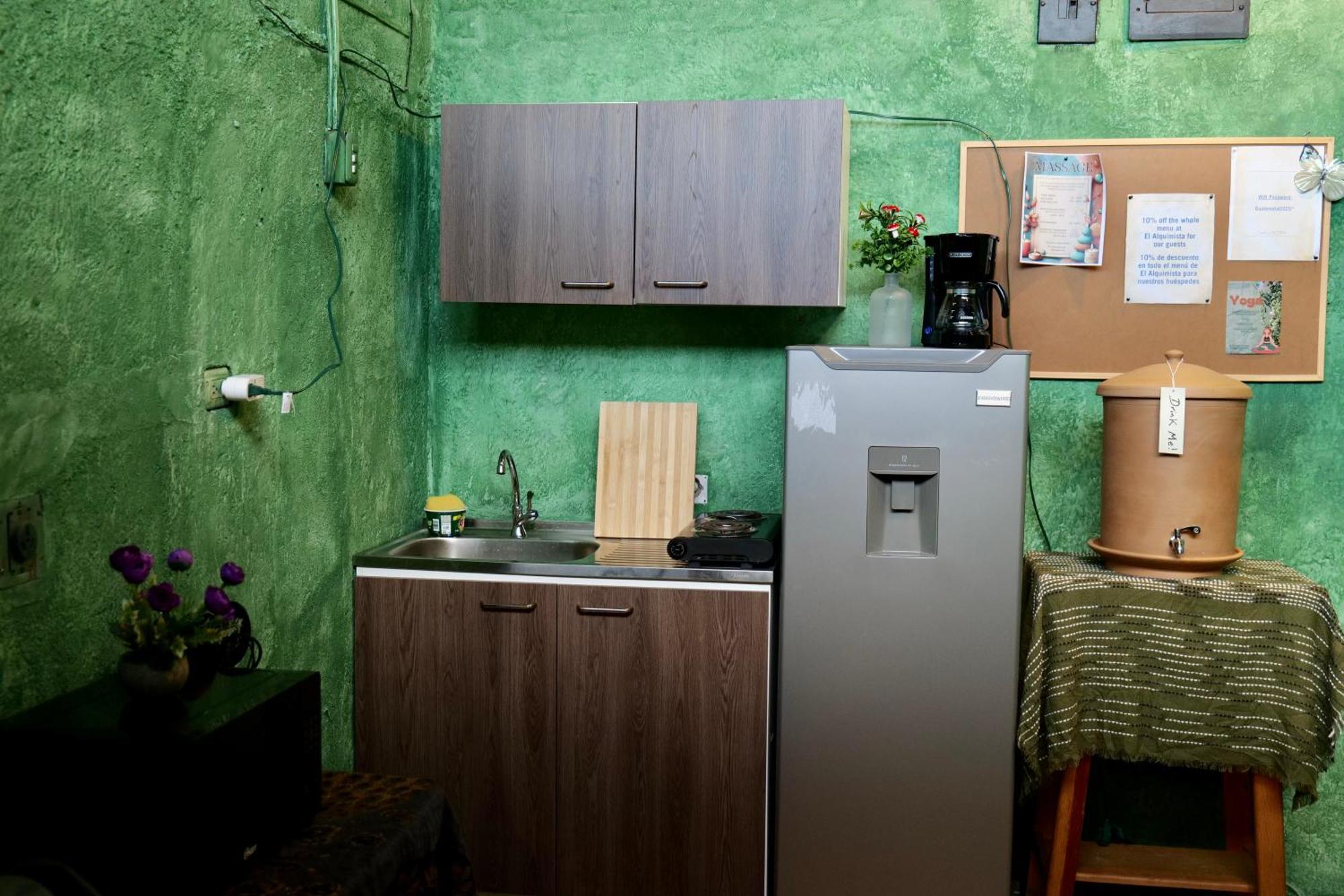 Wonderland Hostel 危地马拉安地瓜 外观 照片